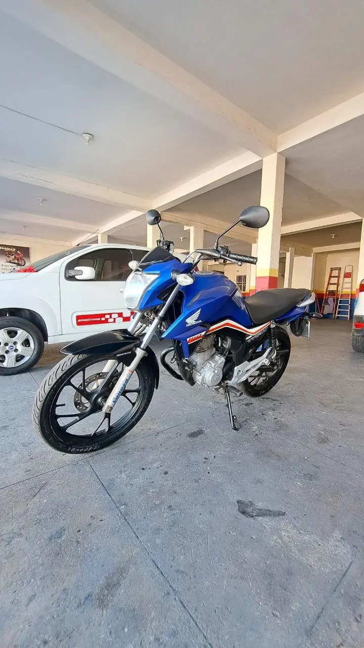 HONDA CG 160 TITAN FRENTE ESQUERDA